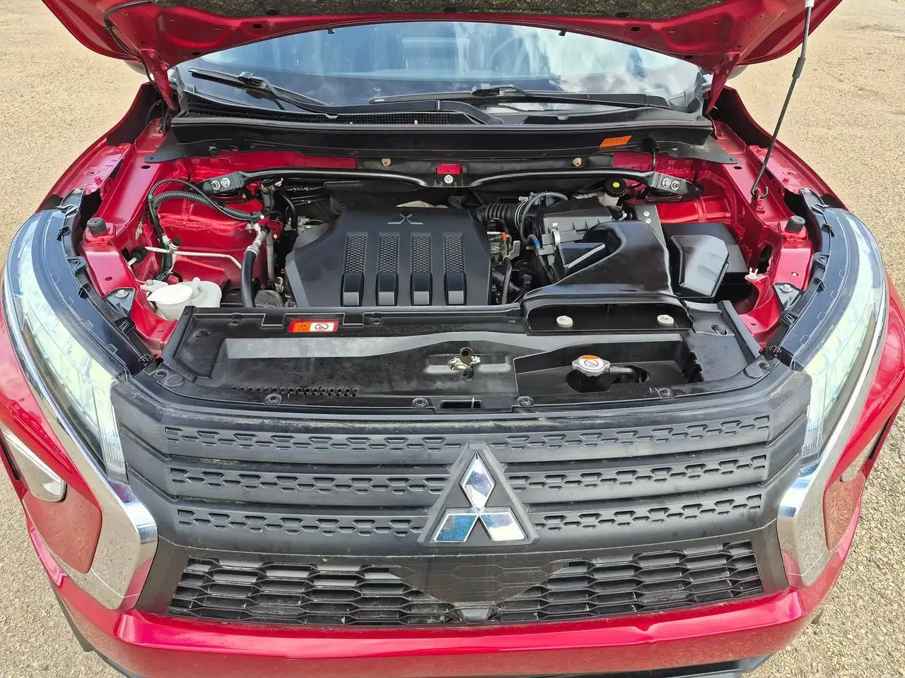 Mitsubishi Eclipse Cross снимка Mitsubishi Eclipse Cross