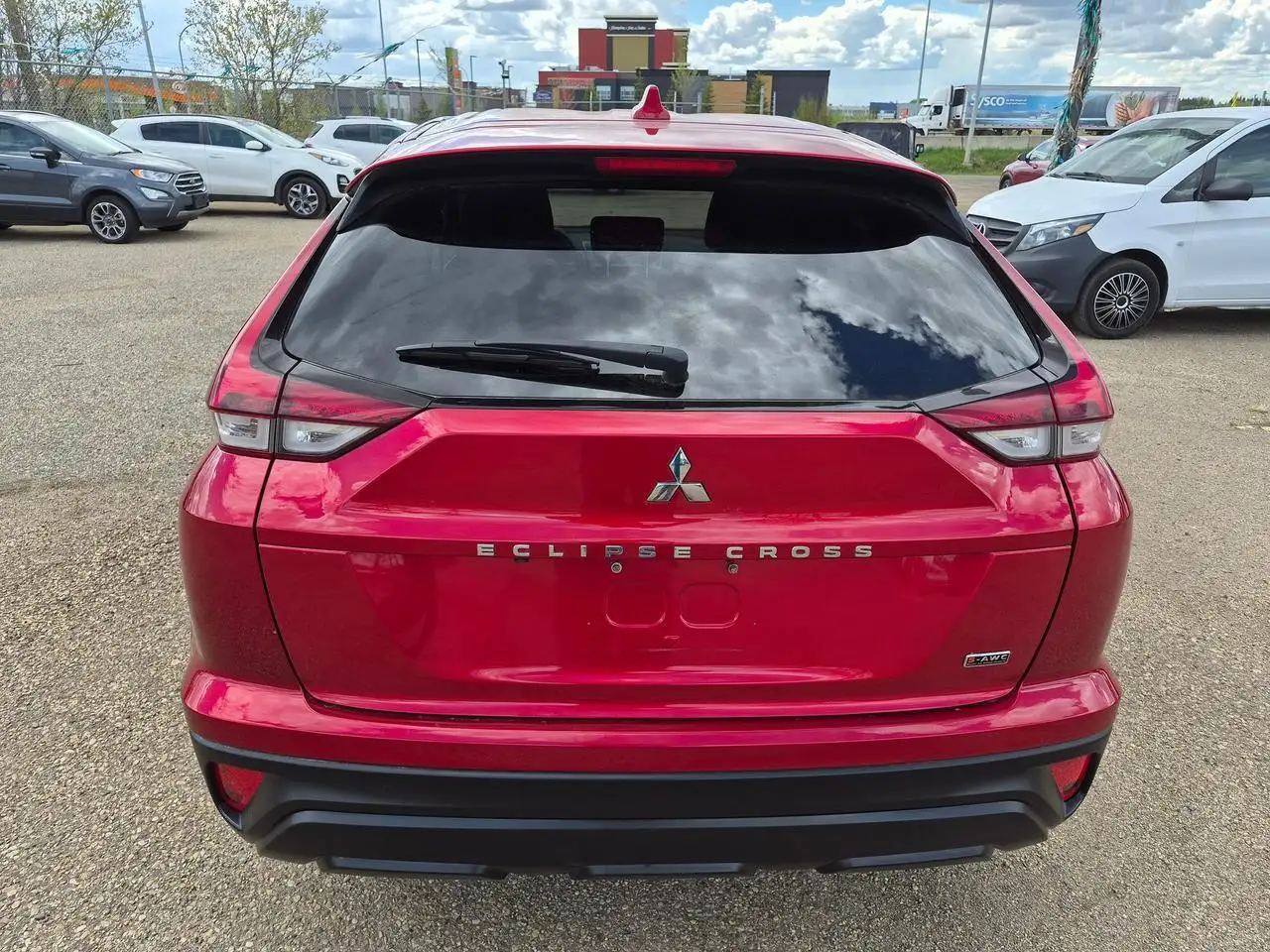 Mitsubishi Eclipse Cross снимка Mitsubishi Eclipse Cross