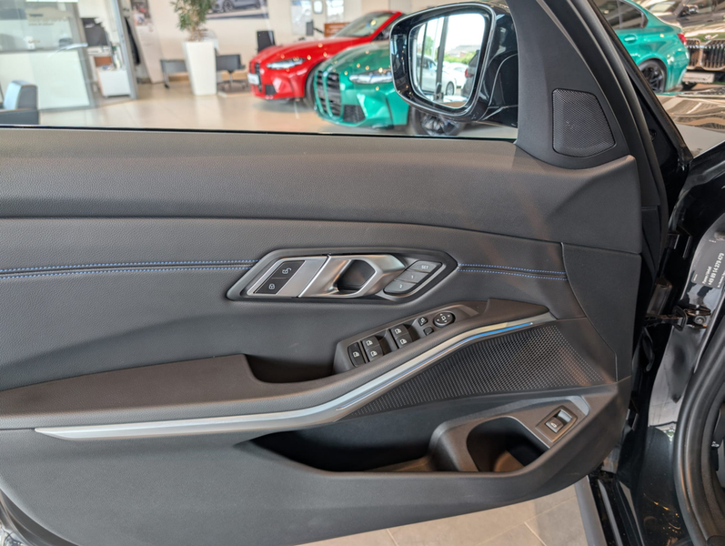 BMW 340 M340i xDrive Touring Auto Sport Aut. Klimaaut. — photo 15