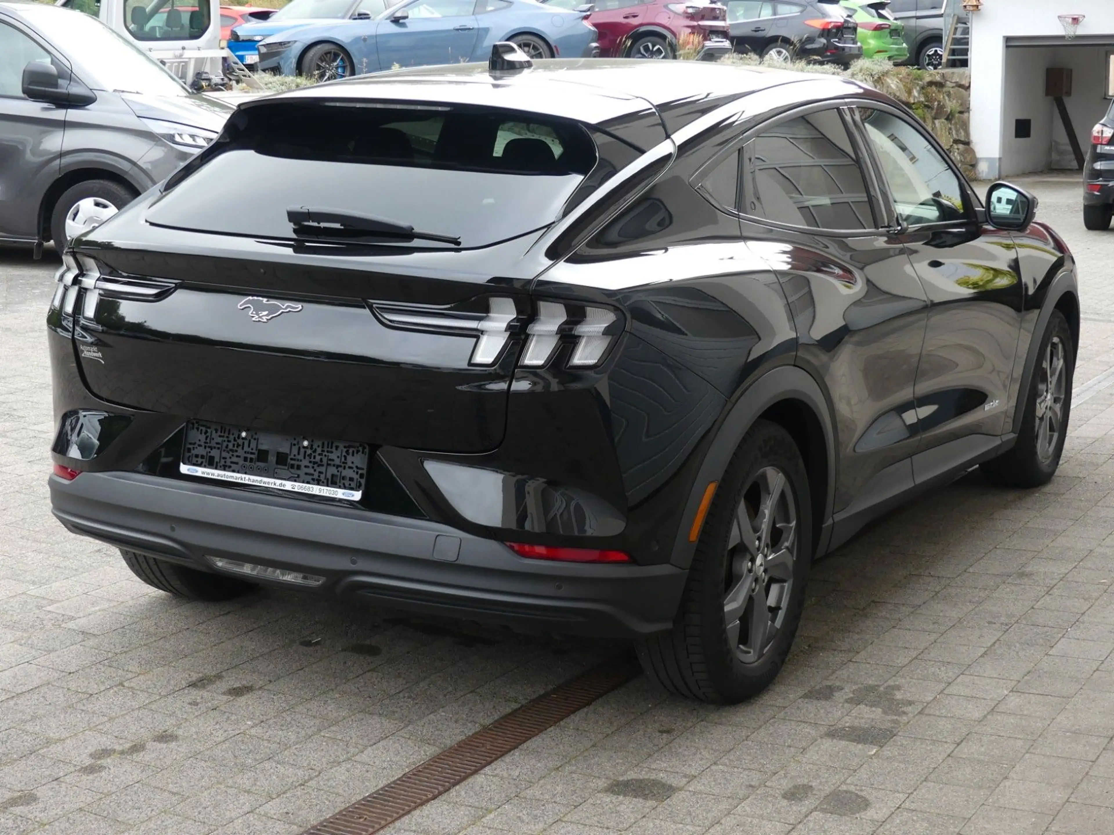 Ford Mustang Mach-E Basis — photo 4