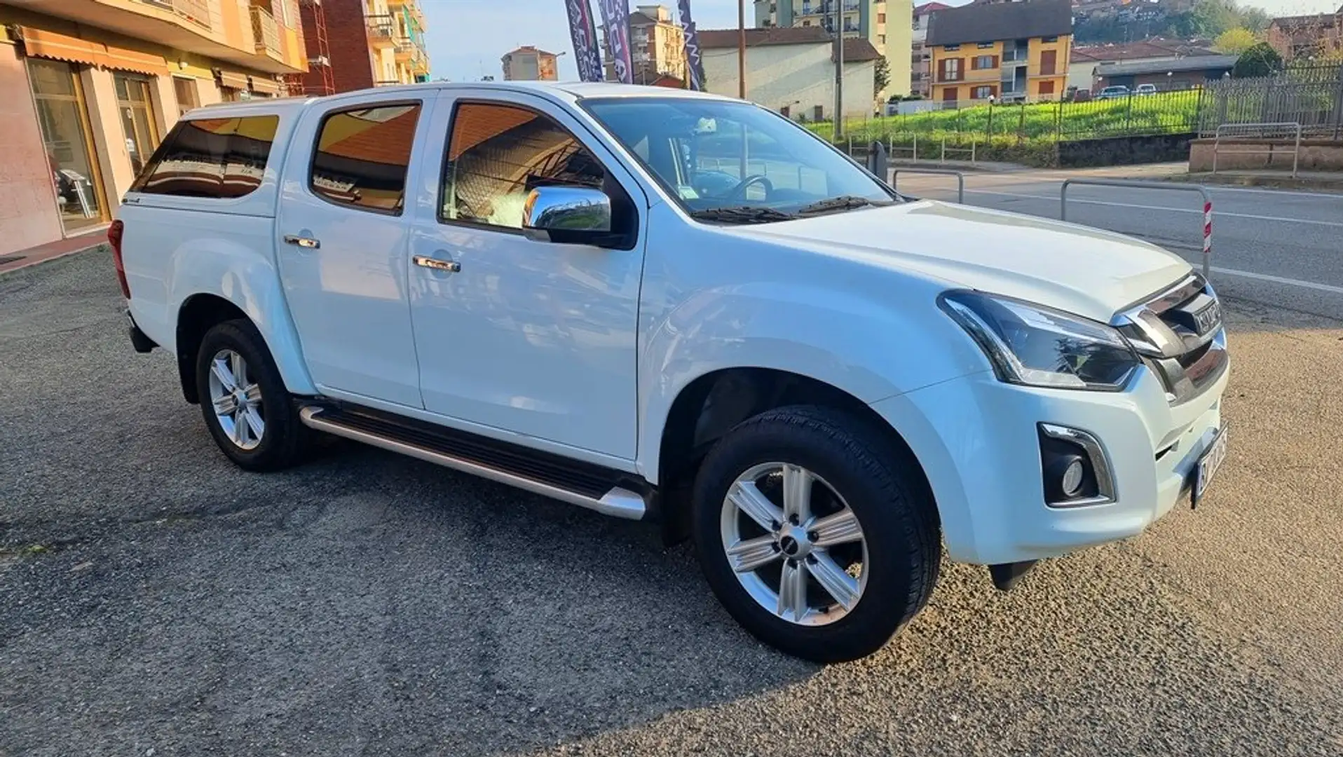 Isuzu D-Max D-MAX 2.0 TDI 163CV 4x4 SUPERNOVA FATTURABILE Wit - 1