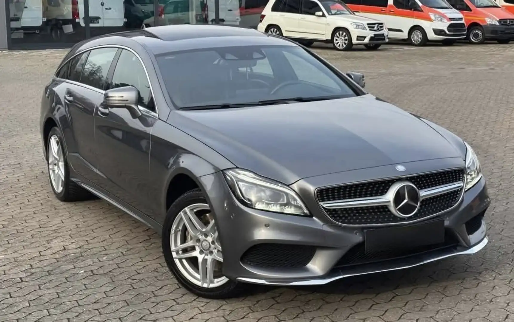 Mercedes-Benz CLS 350 CLS Shooting Brake 350 d 4Matic 9G-TRONIC Grau - 2