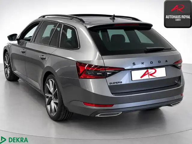 Skoda Superb view 2