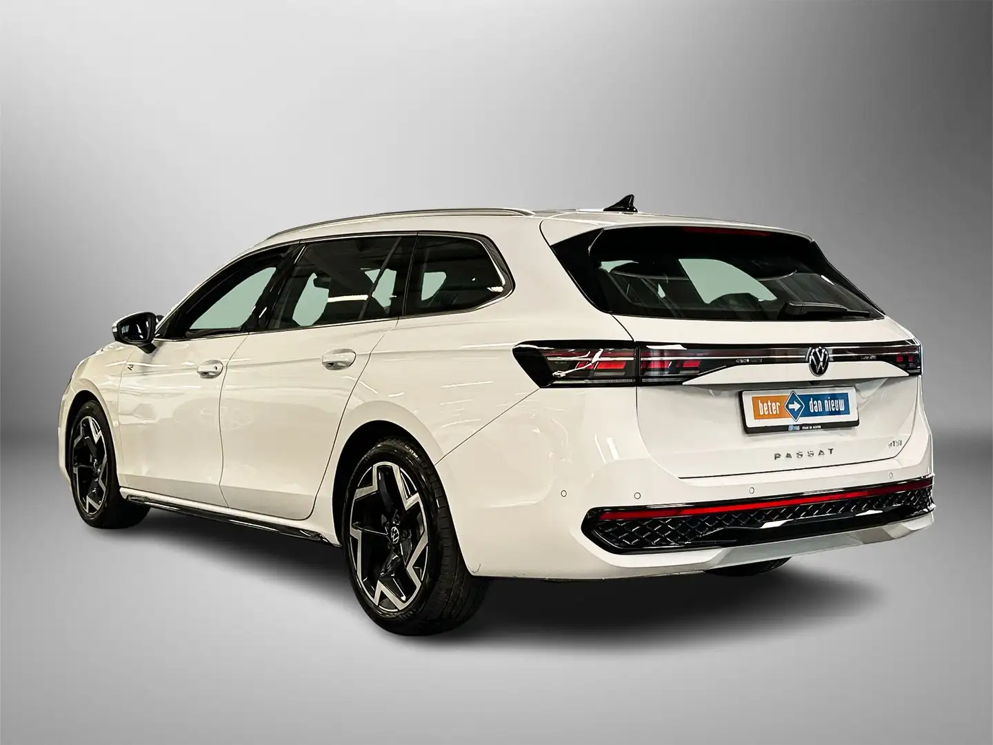 Volkswagen Passat Variant 1.5 eTSI 150pk R-Line | 360 graden camera 'Area Vi - 2