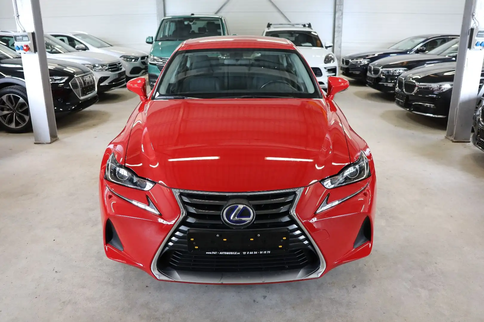 Lexus IS 300 h Aut Business Edition GRA LED Navi Kamera Червоний - 2