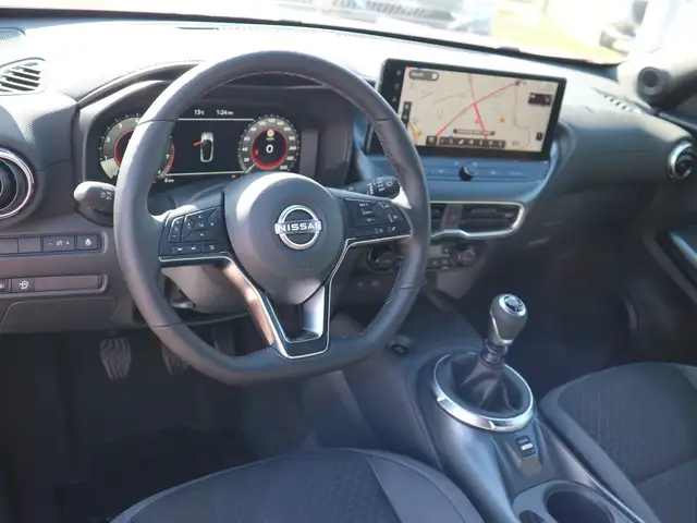 Nissan Juke view 18
