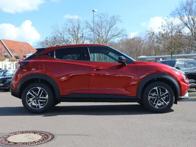 Nissan Juke view 11
