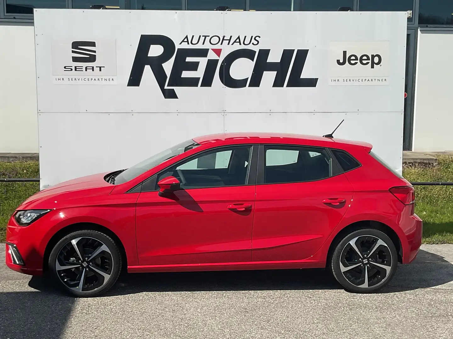 SEAT Ibiza 1,0 TSI Reference Edition Rot - 1