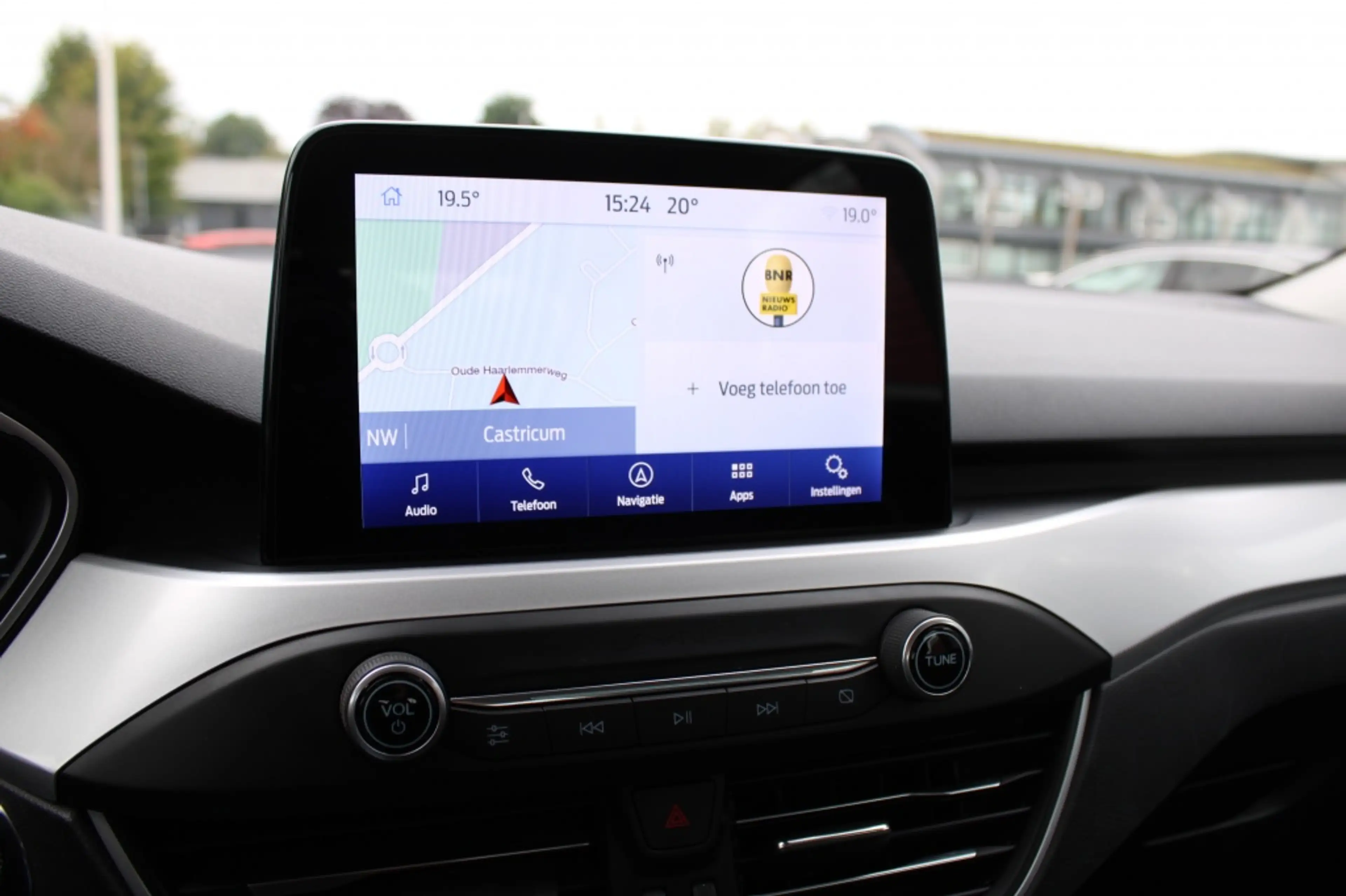 Ford Focus 1.0 EcoBoost 100pk Trend Edition — photo 14