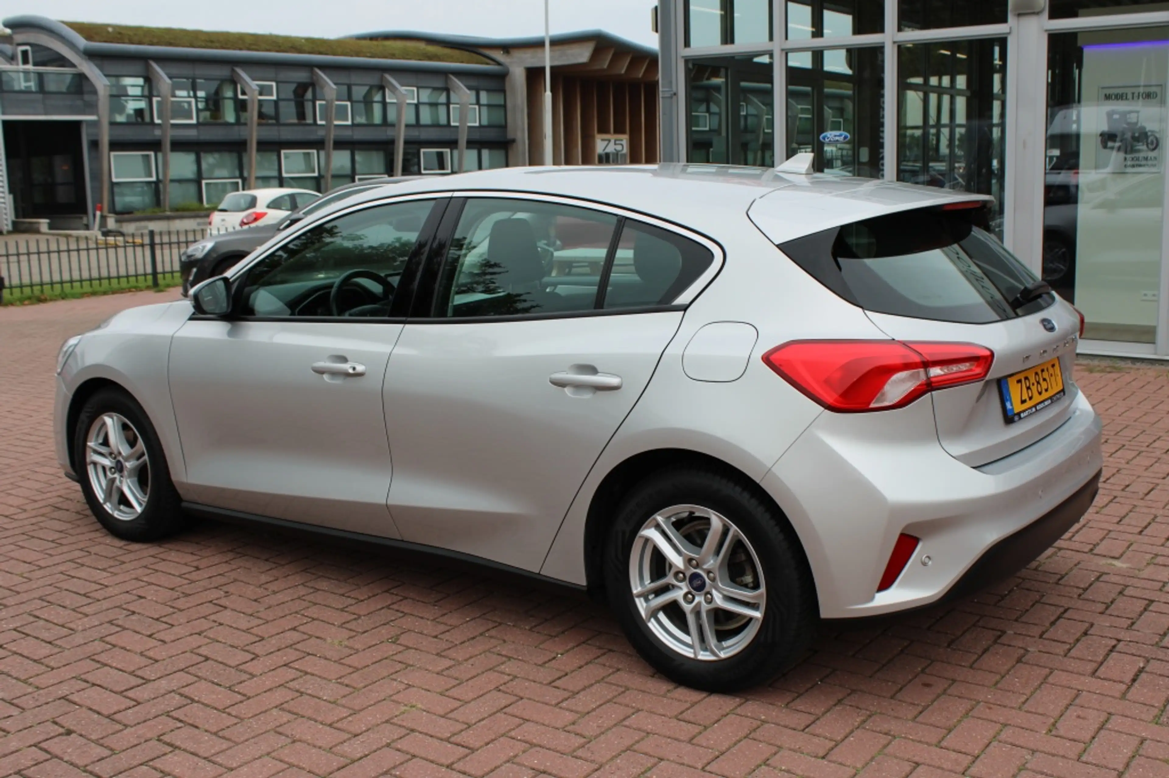 Ford Focus 1.0 EcoBoost 100pk Trend Edition — photo 5