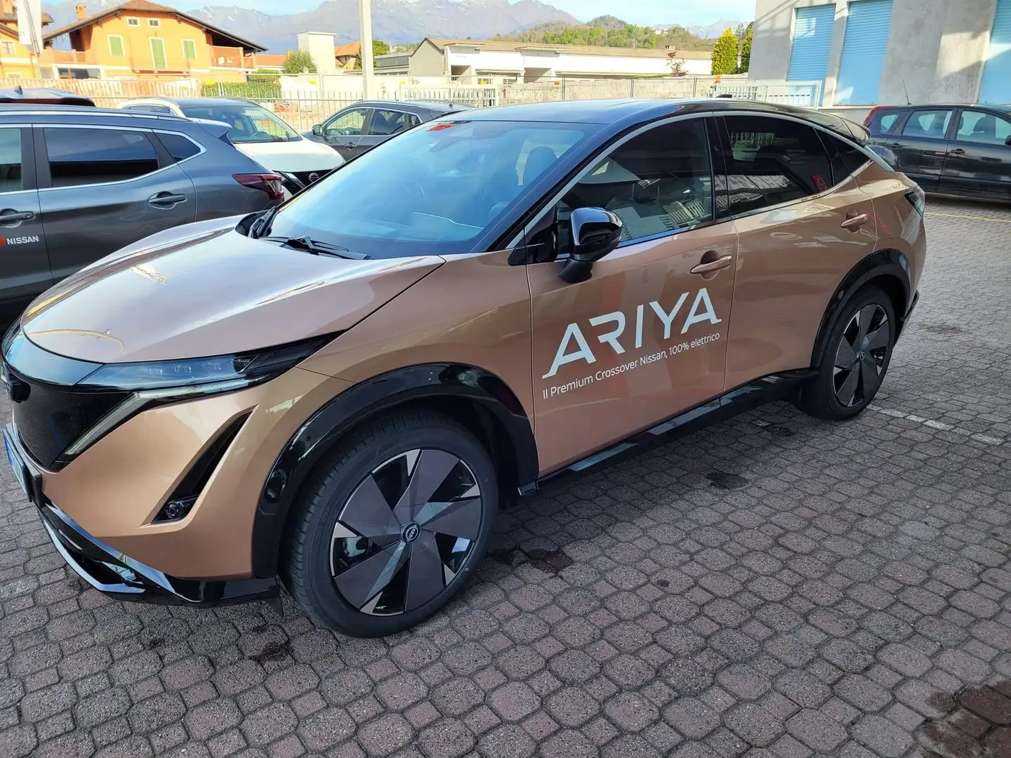 Nissan Ariya 63kWh Advance Negru - 1