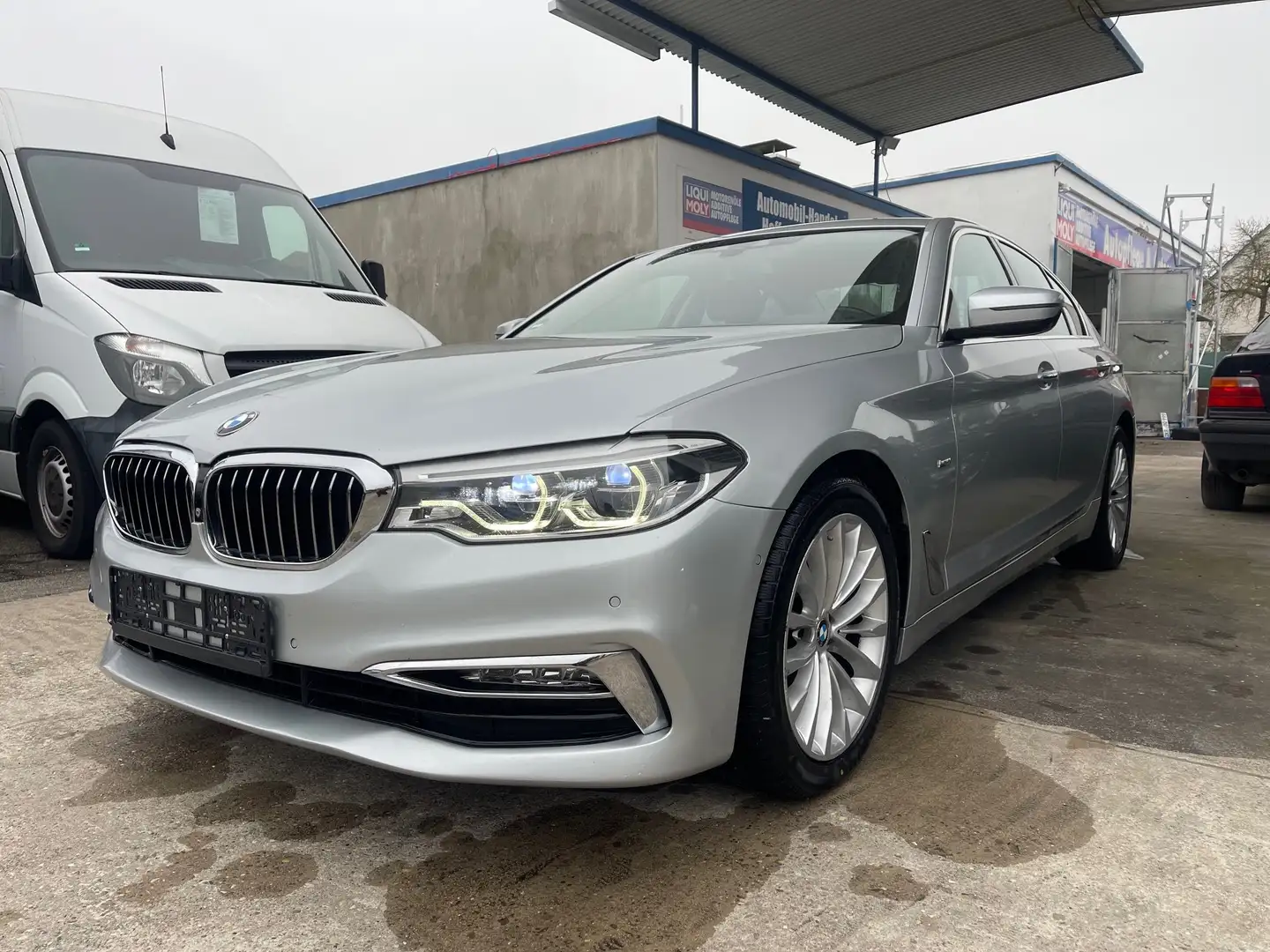 BMW 520 520 d Luxury Line LED 4 KAMERA LEDER NETTO 20900 Argent - 1