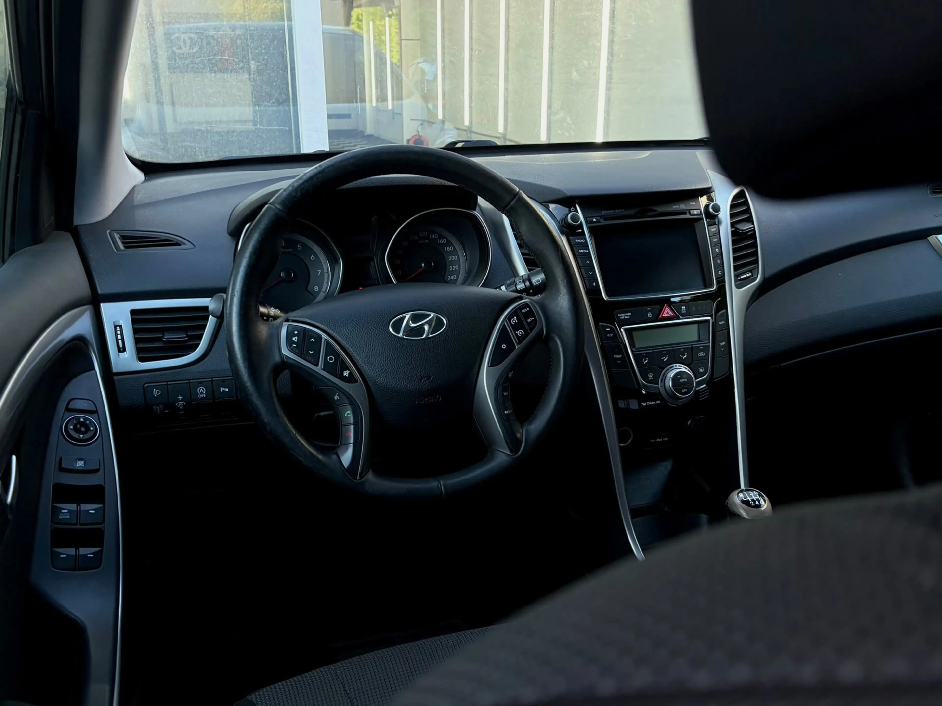 Hyundai i30 1.6 GDI i-Vision — photo 7