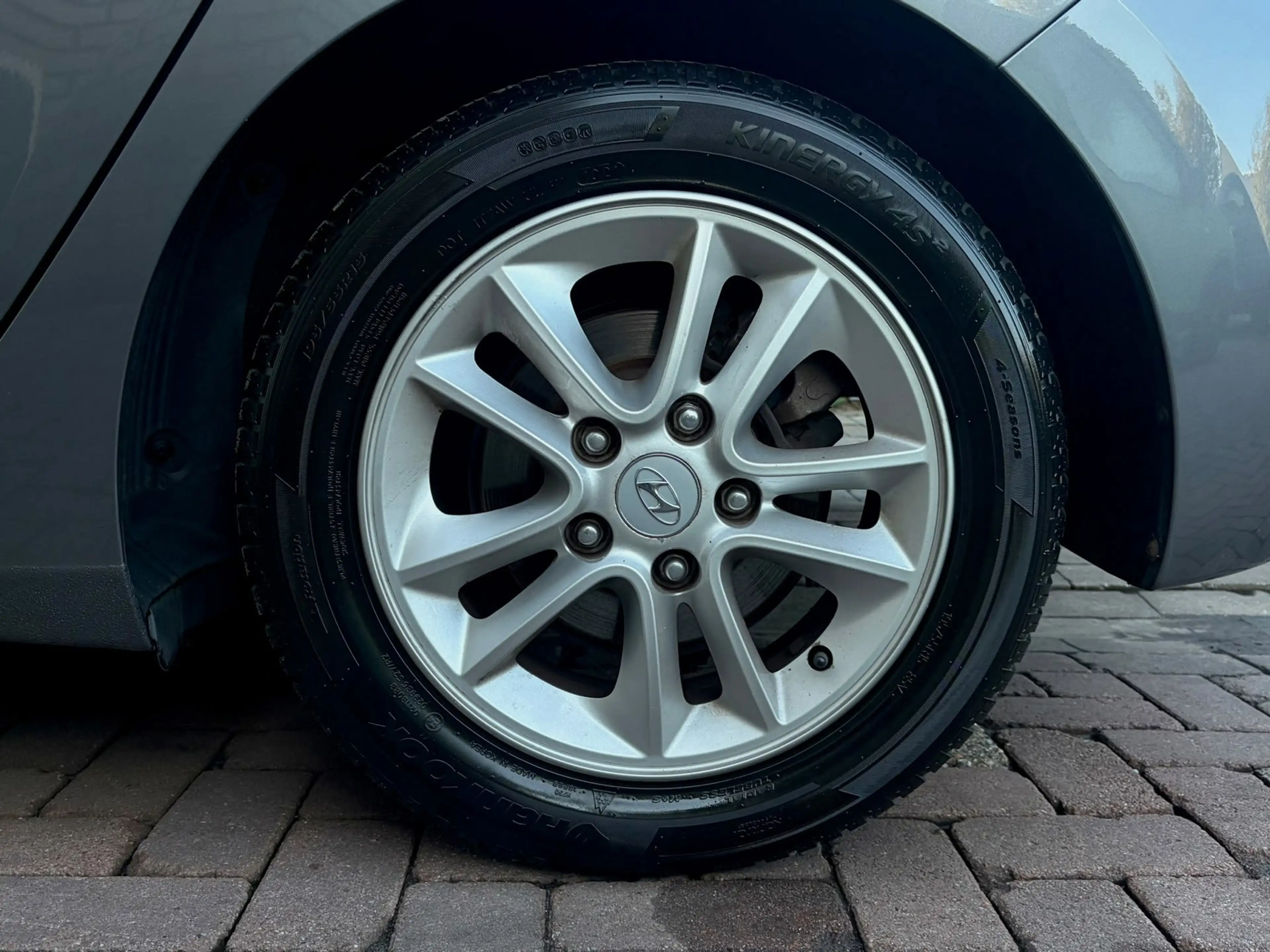 Hyundai i30 1.6 GDI i-Vision — photo 22