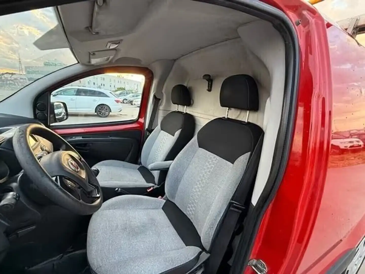 Fiat Fiorino Fiorino 1.3 MJT 95CV Cargo Adventure Rosso - 2