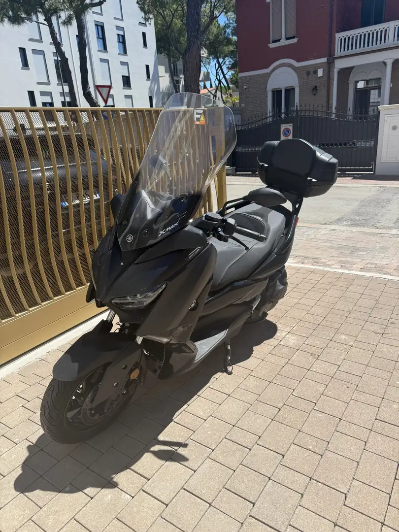 Yamaha X-Max 400 IRON MAX - 1