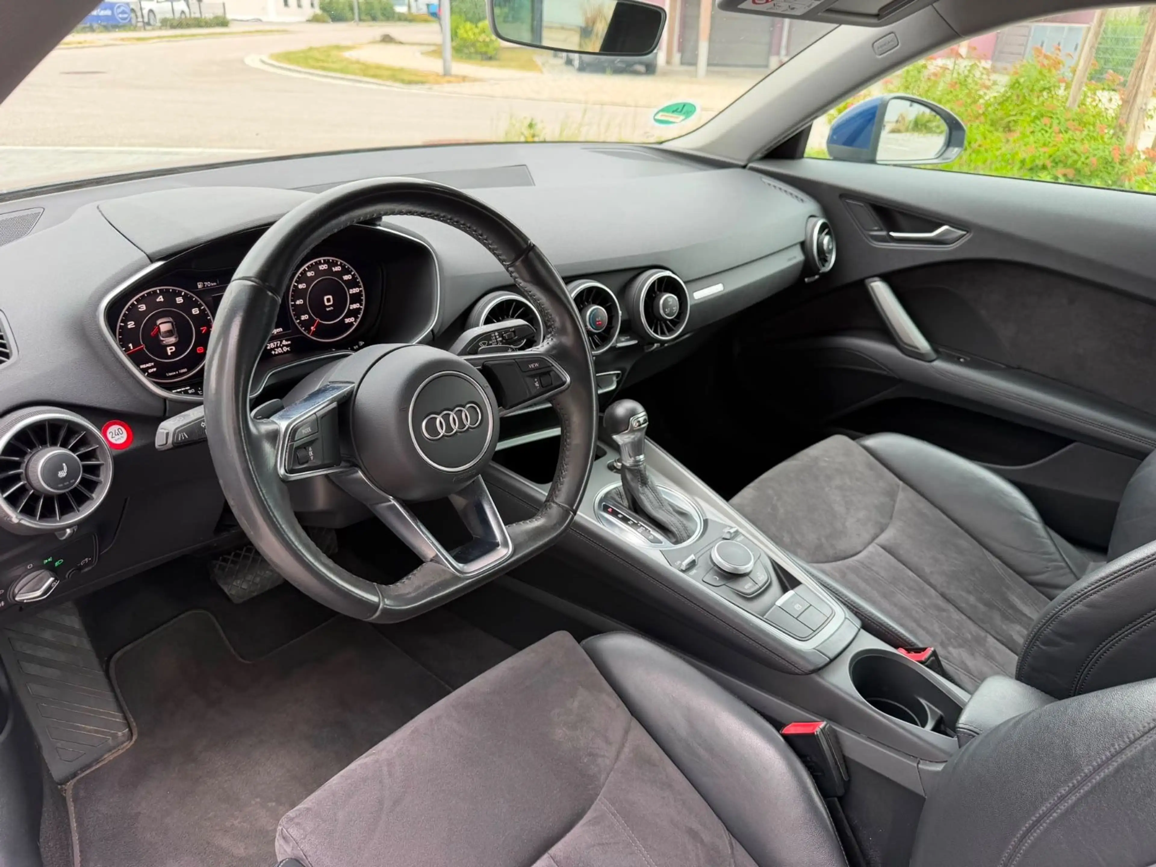 Audi TT Coupe 2.0 TFSI quattro Virtual Leder Xenon — photo 7
