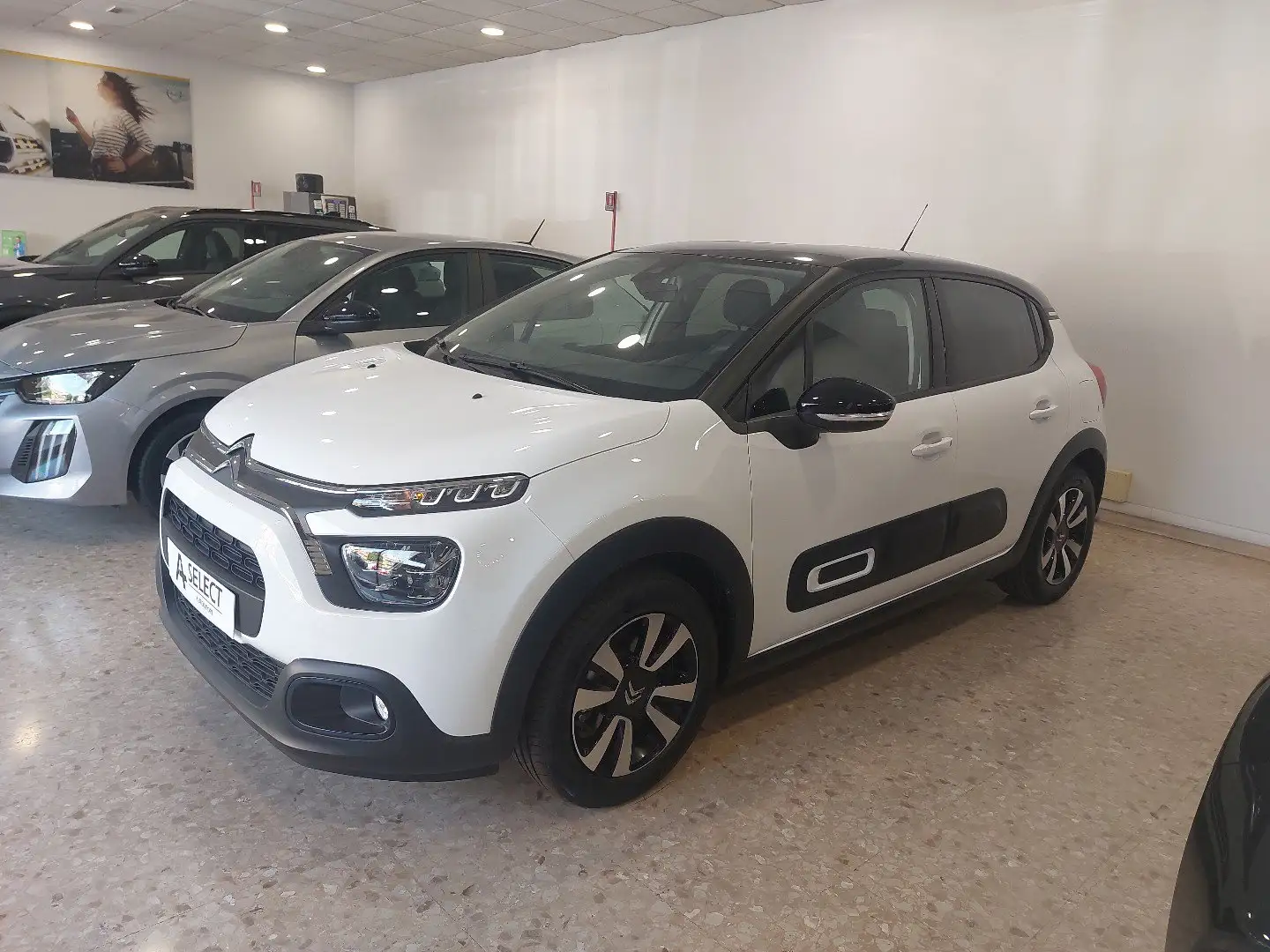 Citroen C3 PureTech 83 S&S Max Wit - 2