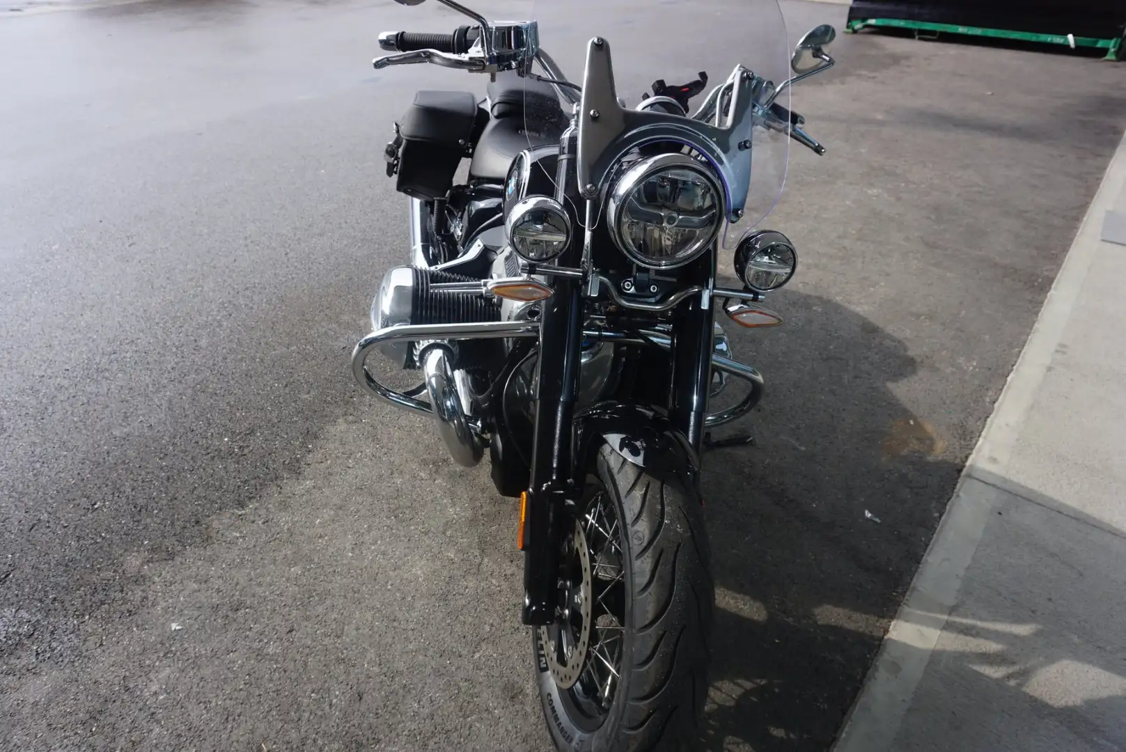 BMW R 18 Classic R 18 Classic Schwarz - 2