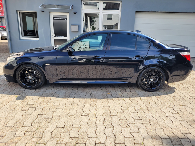 BMW 530 530 d xDrive/ M-Sportpaket/ Automatik/ Leder/ Xenon/ 18 Zoll — photo 4