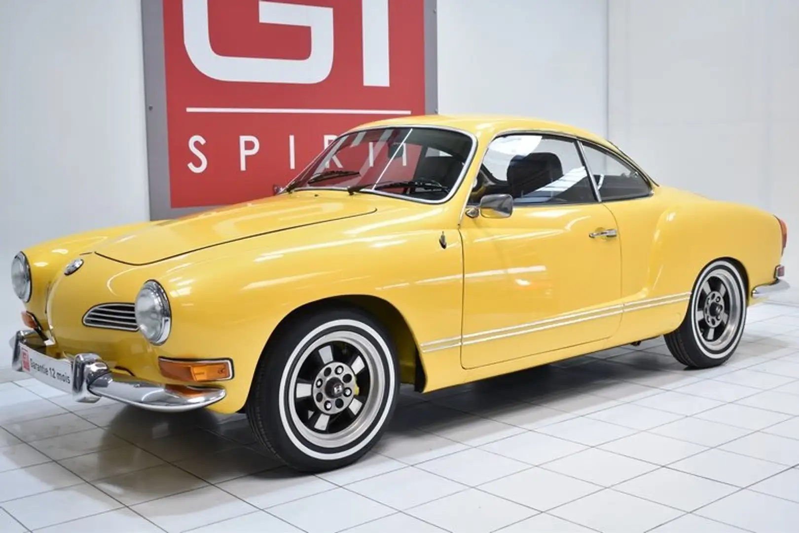 Volkswagen Karmann Ghia Galben - 1
