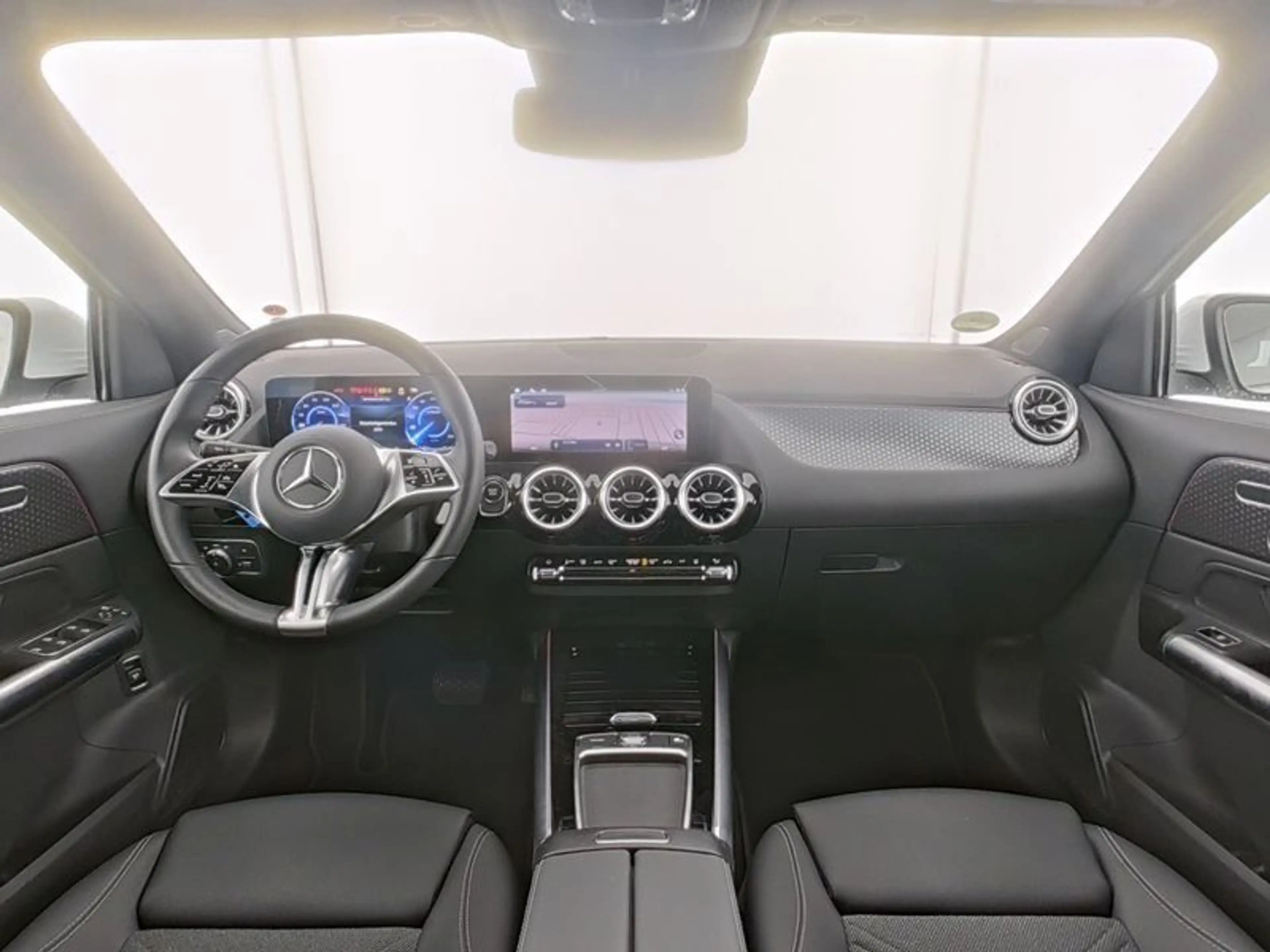 Mercedes-Benz EQA 250+ PROG-ADVANCED MEMORY KAMERA EASYP AMBIE — photo 7