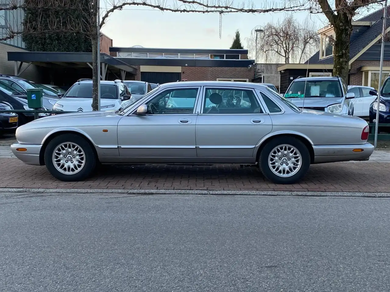 Jaguar XJ 3.2 V8 Executive -Youngtimer- KLASSE AUTO ** APK 4, foto 3