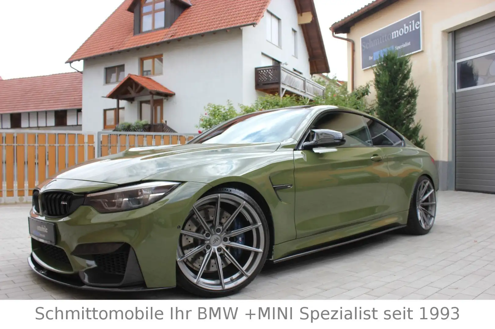 BMW M4 Comp. Coupe,Akrapo.,Harm.Kard.,HeadUp,ad.LED Grün - 2