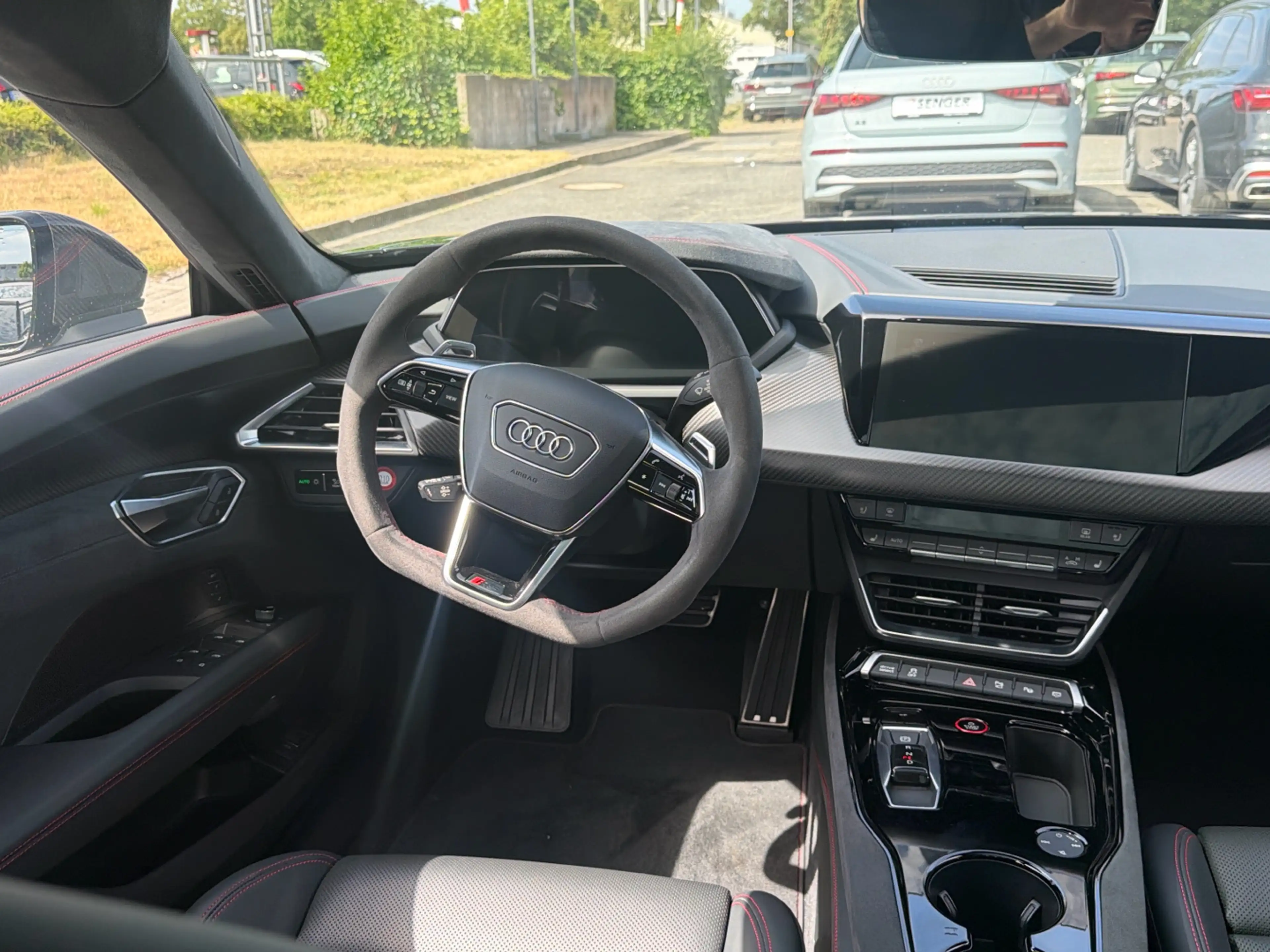 Audi RS e-tron GT Matrix Pano B&O ACC — photo 8