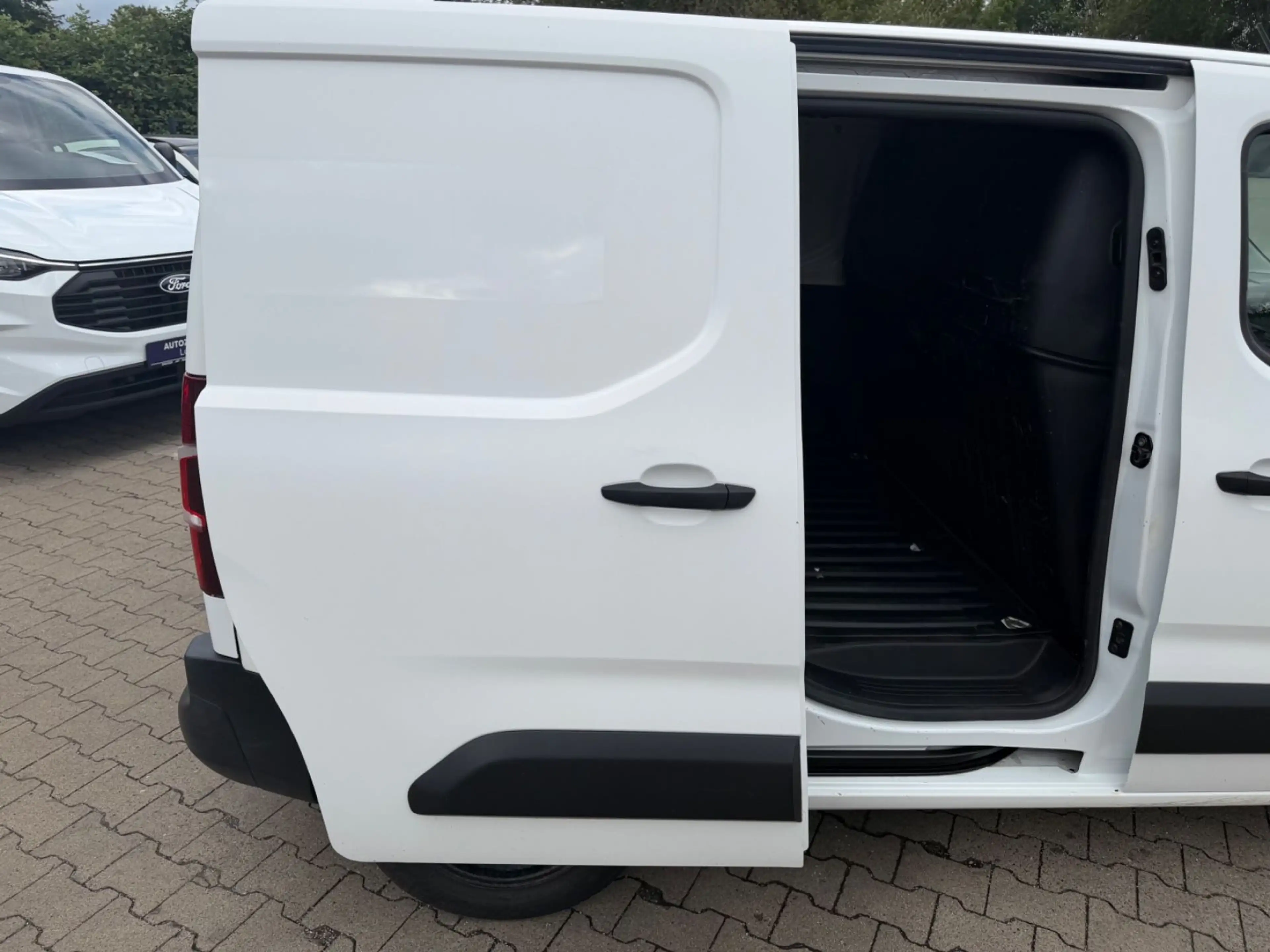 Citroen Berlingo Kasten Club M/L1/1,5/EURO6/KLIMA/TEMPOM — photo 13