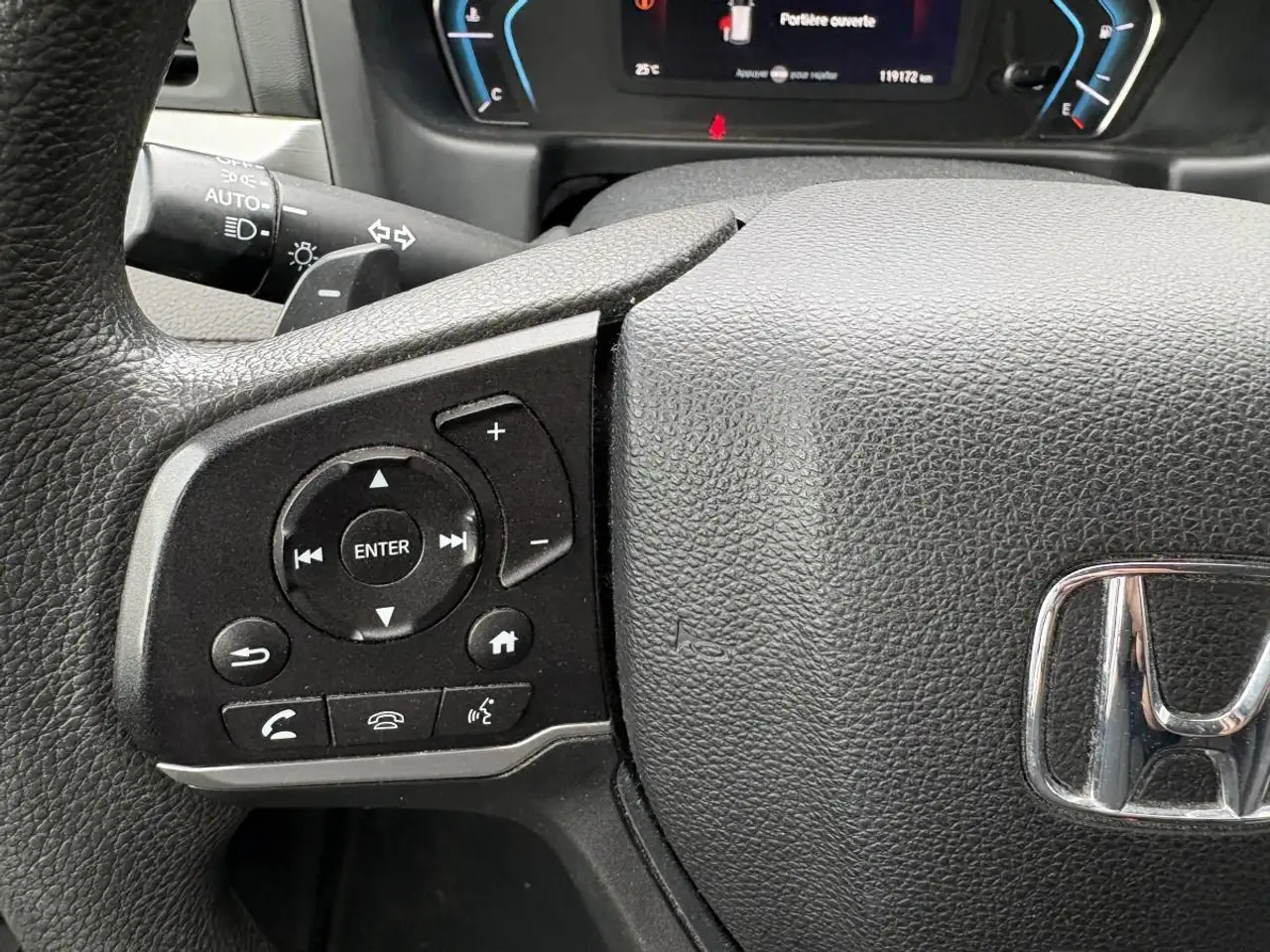 Honda Odyssey снимка Honda Odyssey