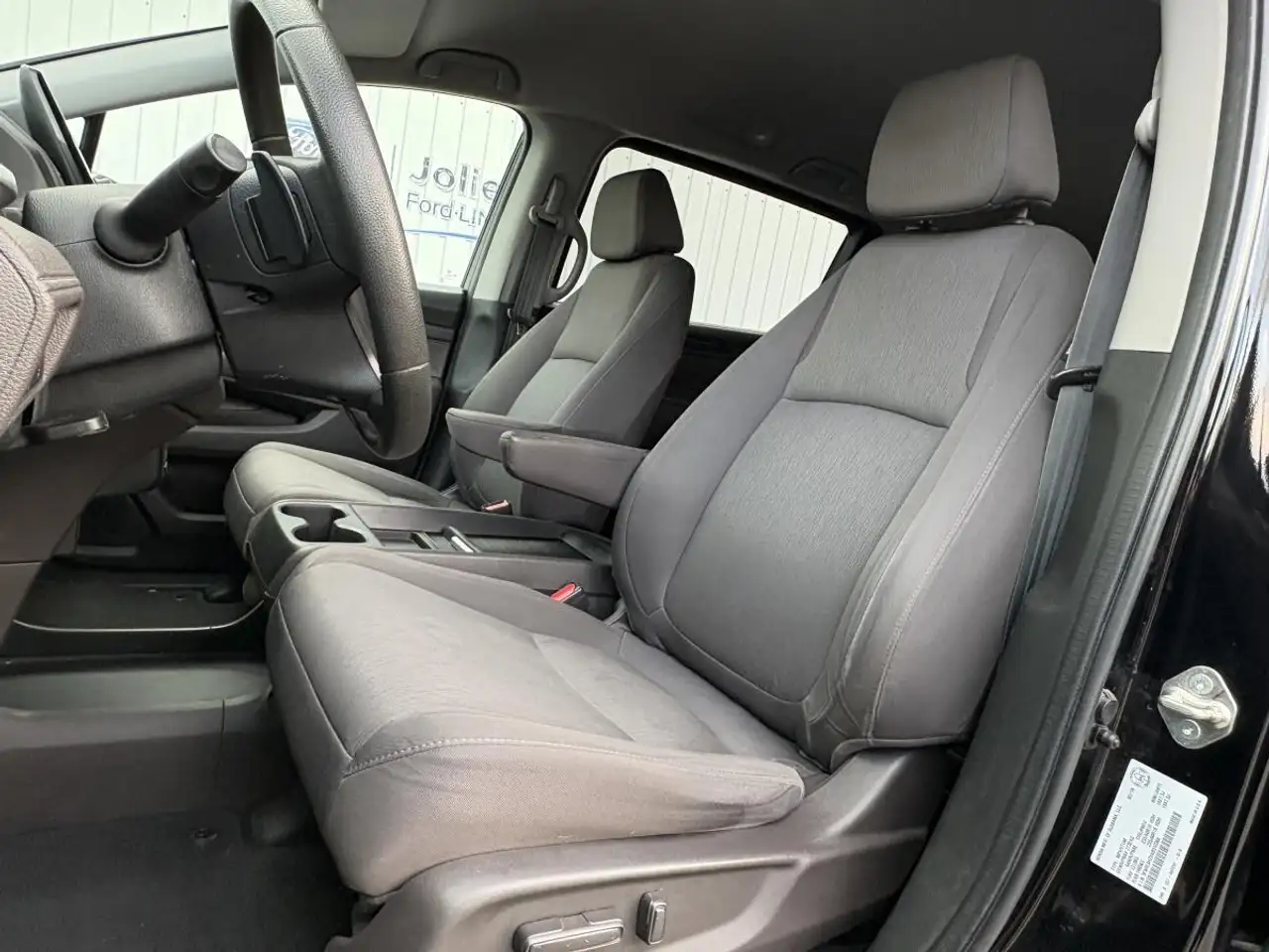 Honda Odyssey снимка Honda Odyssey