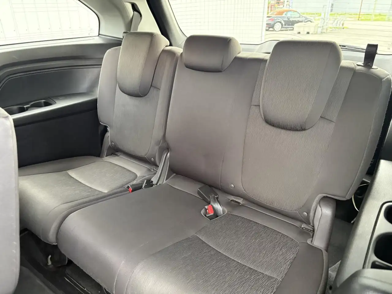 Honda Odyssey снимка Honda Odyssey