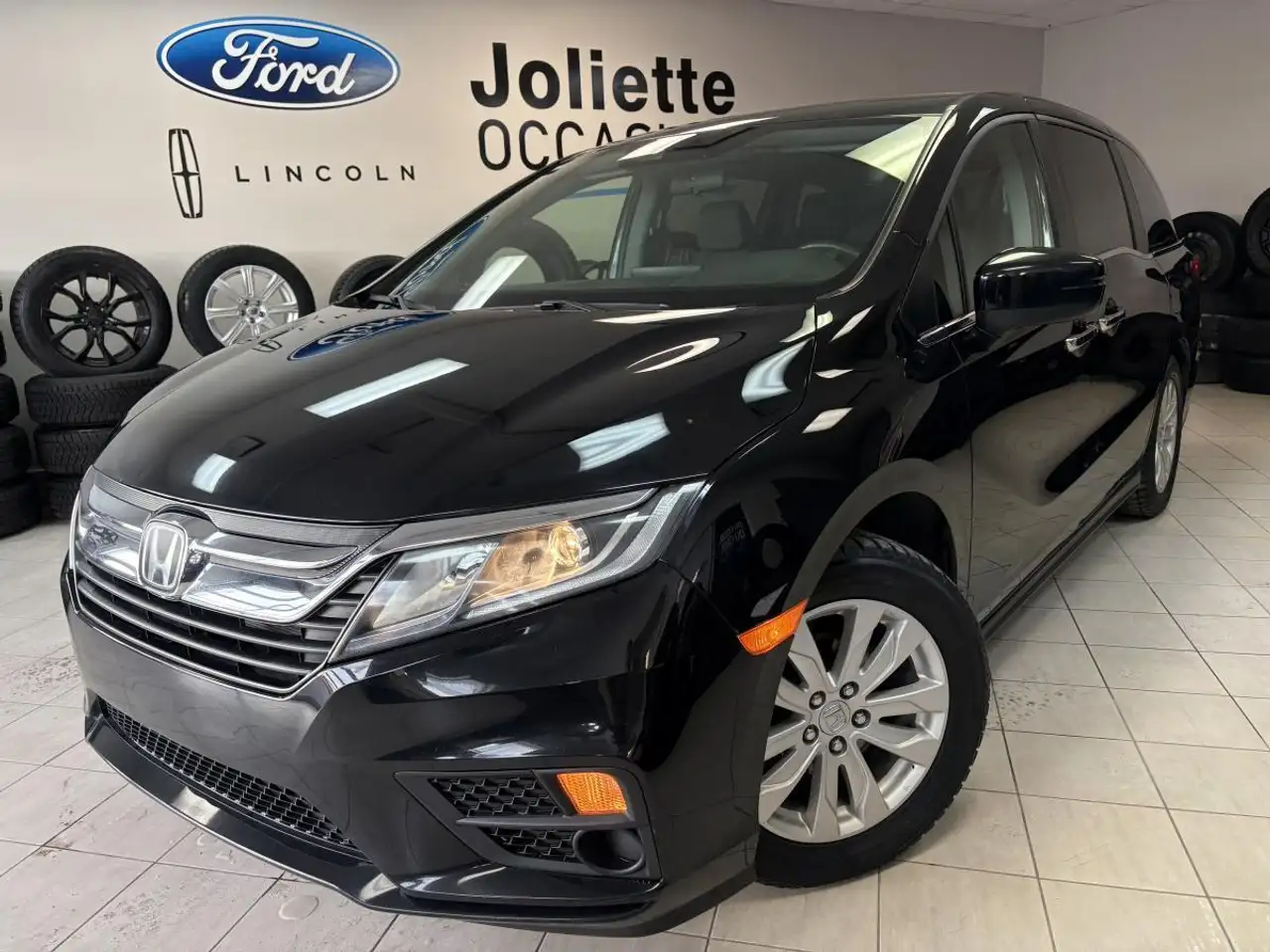 Honda Odyssey снимка Honda Odyssey