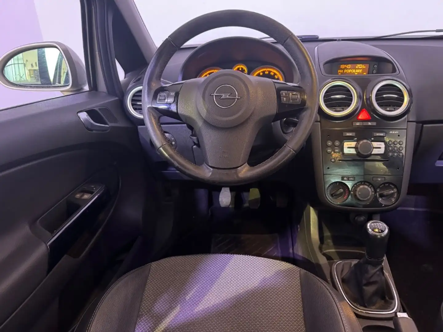 Opel Corsa 1.2 5 porte Cosmo - 2