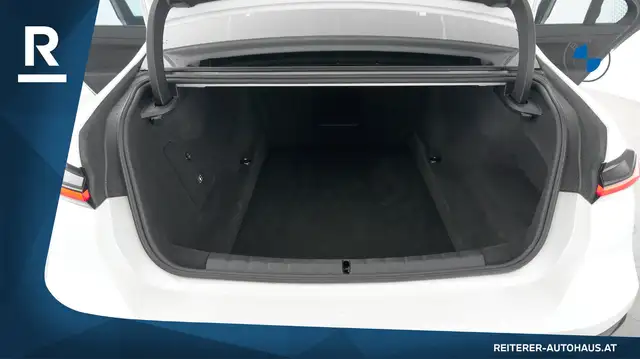 BMW 760 M760e xDrive *M-Sportpaket Pro *Integral-Aktivlenkung Ansicht 31