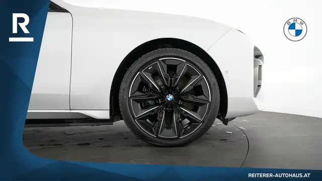 BMW 760 M760e xDrive *M-Sportpaket Pro *Integral-Aktivlenkung Ansicht 34
