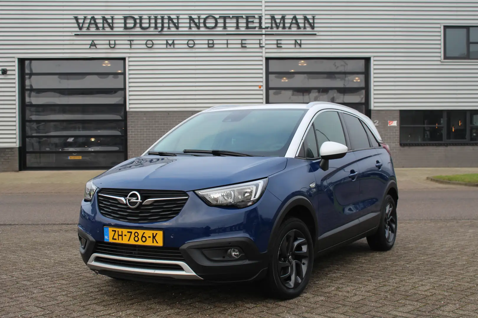 Opel Crossland X 1.2 Turbo 120 Jaar Edition / Carplay / Camera / N. Modrá - 1