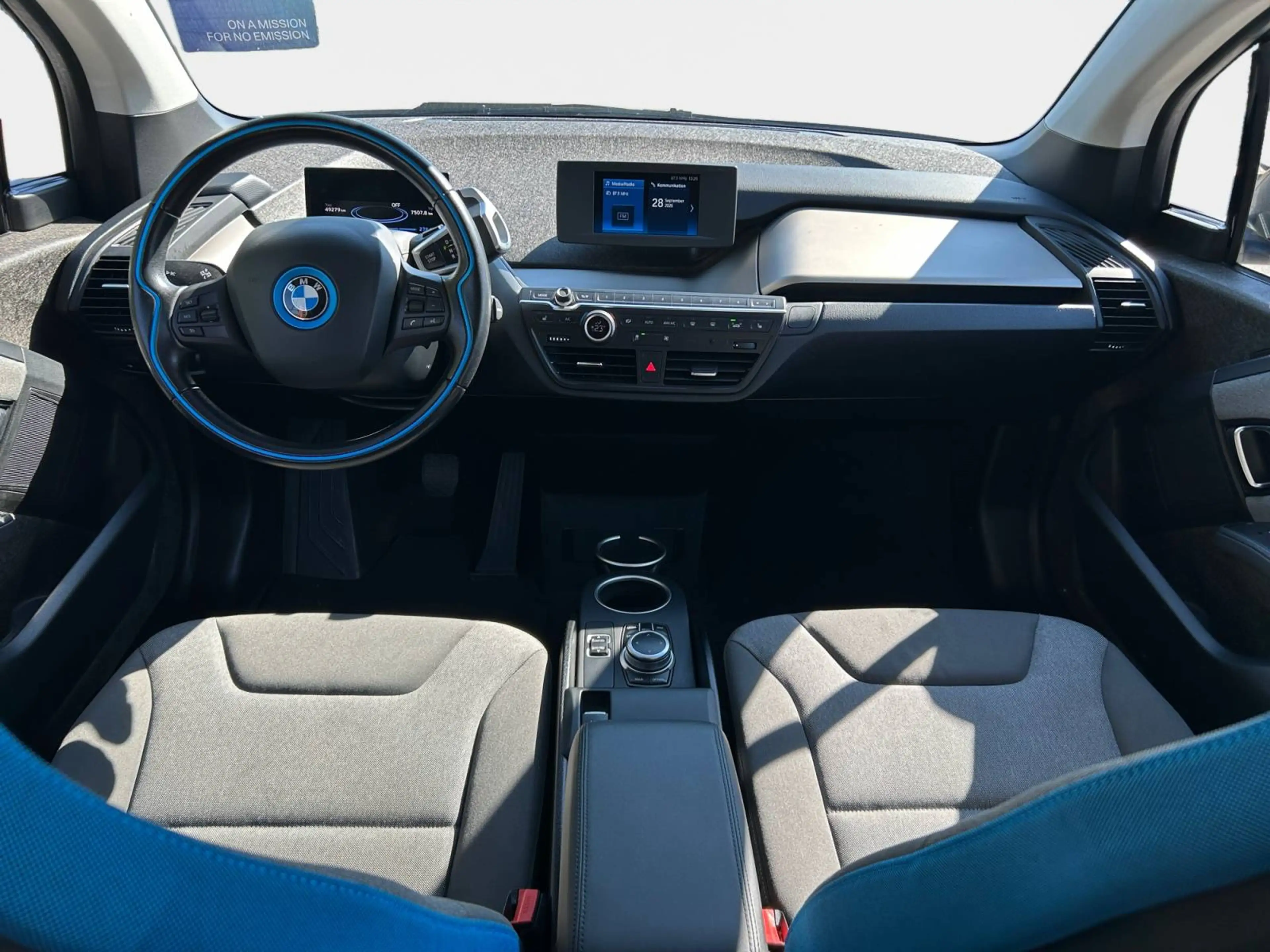 BMW i3 Basis — photo 11