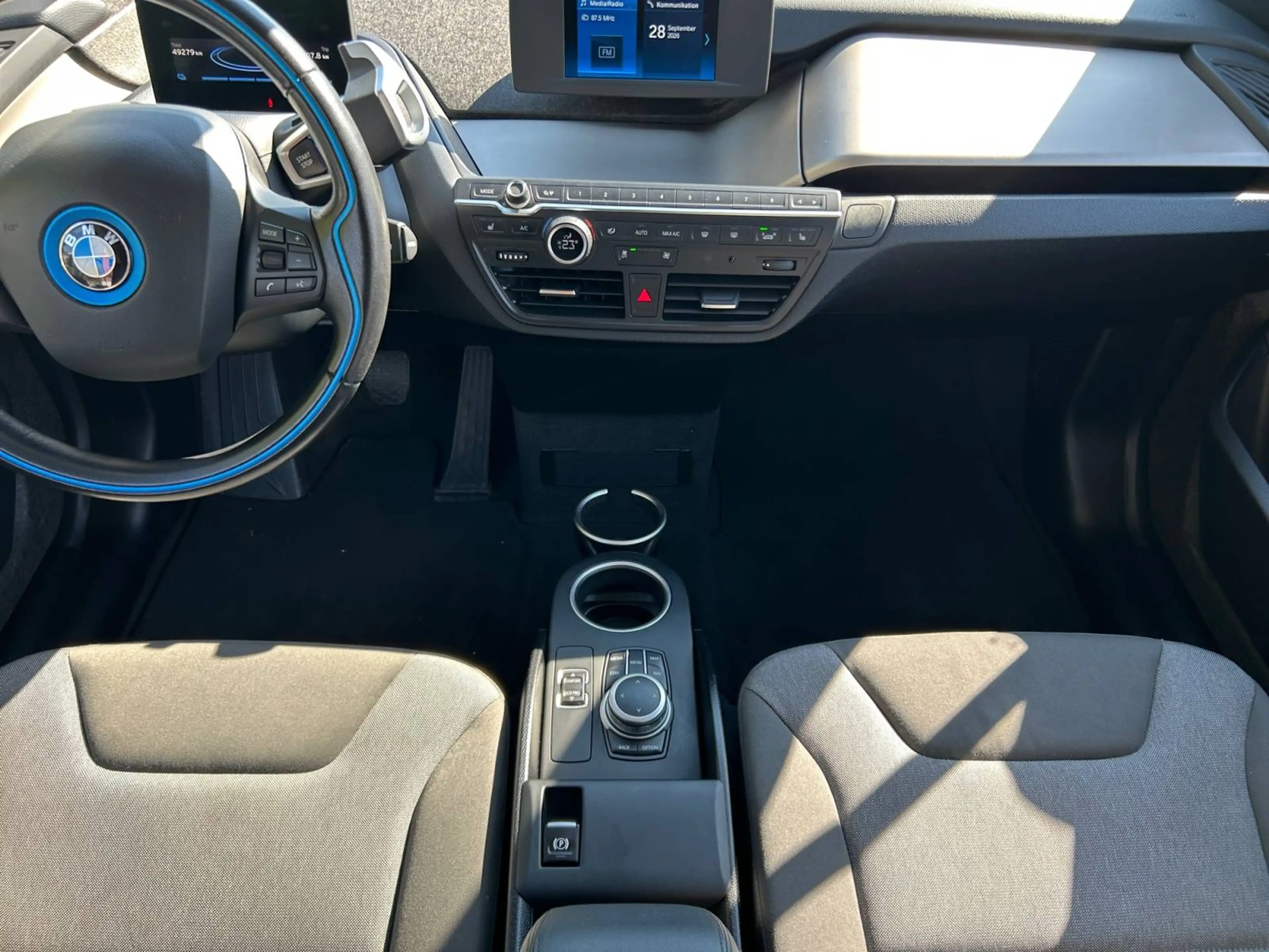 BMW i3 Basis — photo 12