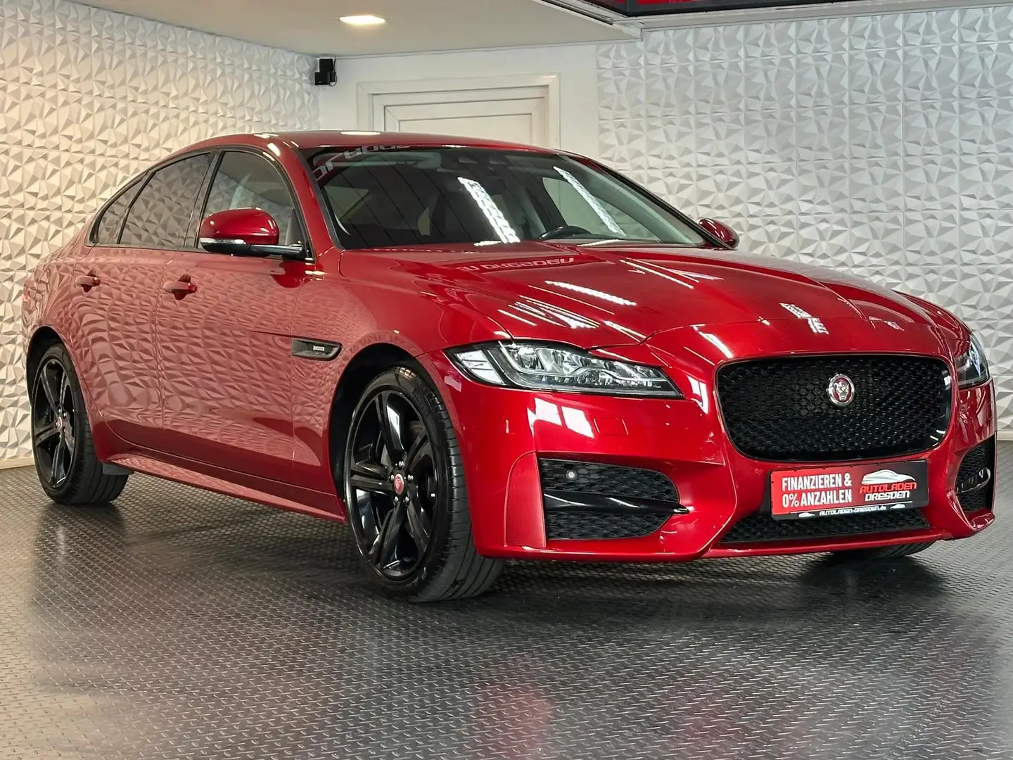 Jaguar XF R-Sport 25d AWD LED#AHK#NAVI#TEMPO#KLIMA#SHZ Rot - 2