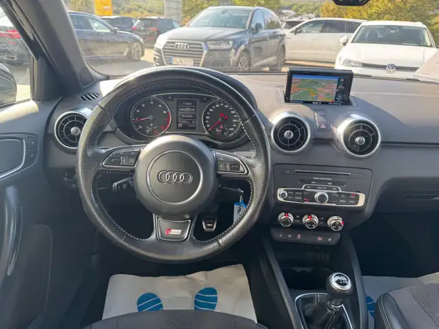 Audi A1 view 11