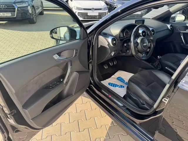 Audi A1 view 8