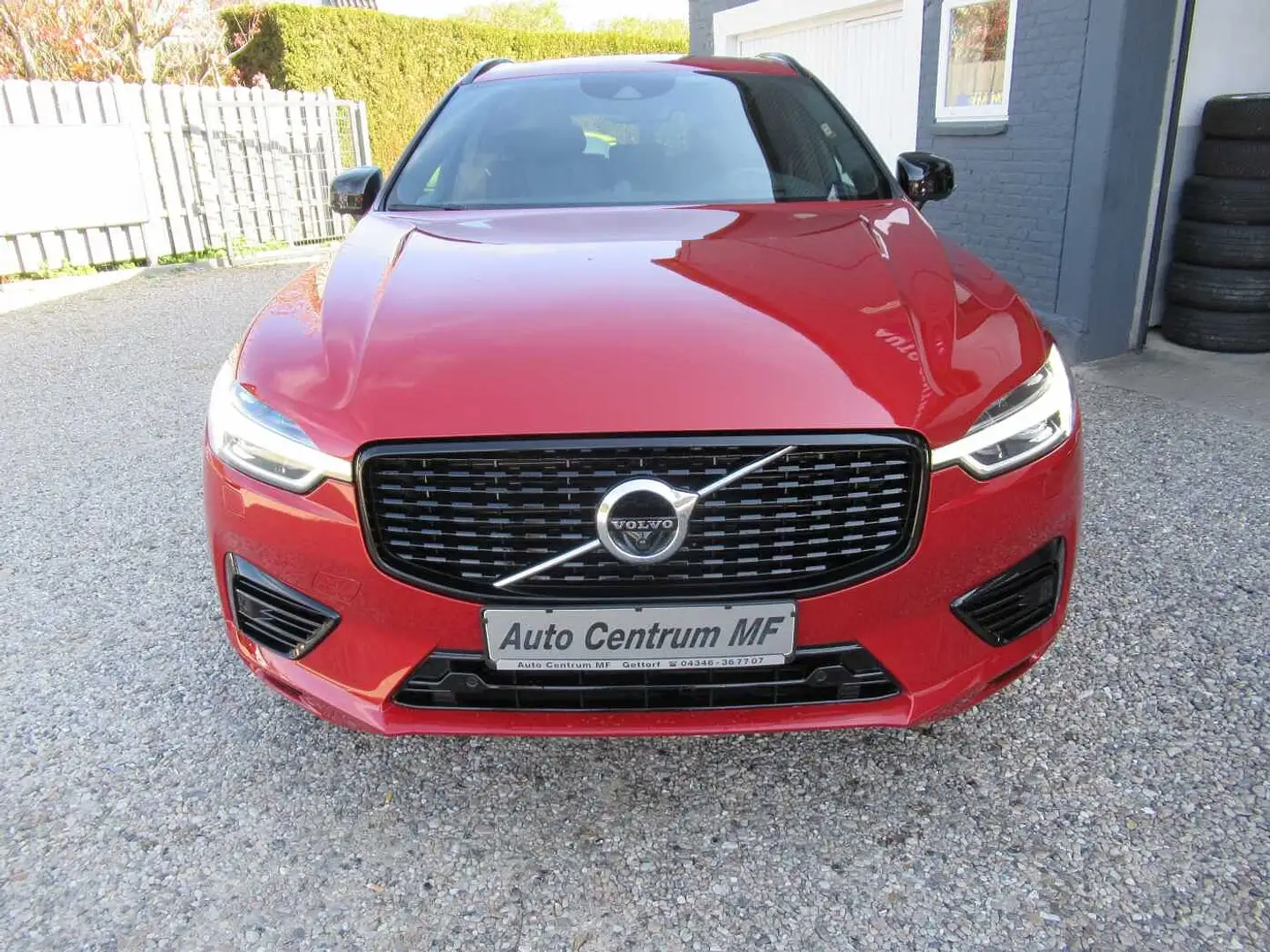 Volvo XC60 Plug-In-Hybrid T8 Recharge *Vollausst.* Rot - 2