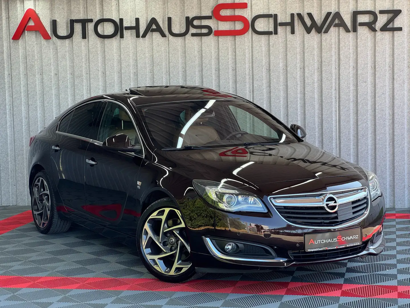 Opel Insignia 4x4 OPC S-Dach Kamera ACC StdHeiz Bose Leder AHK Braun - 1