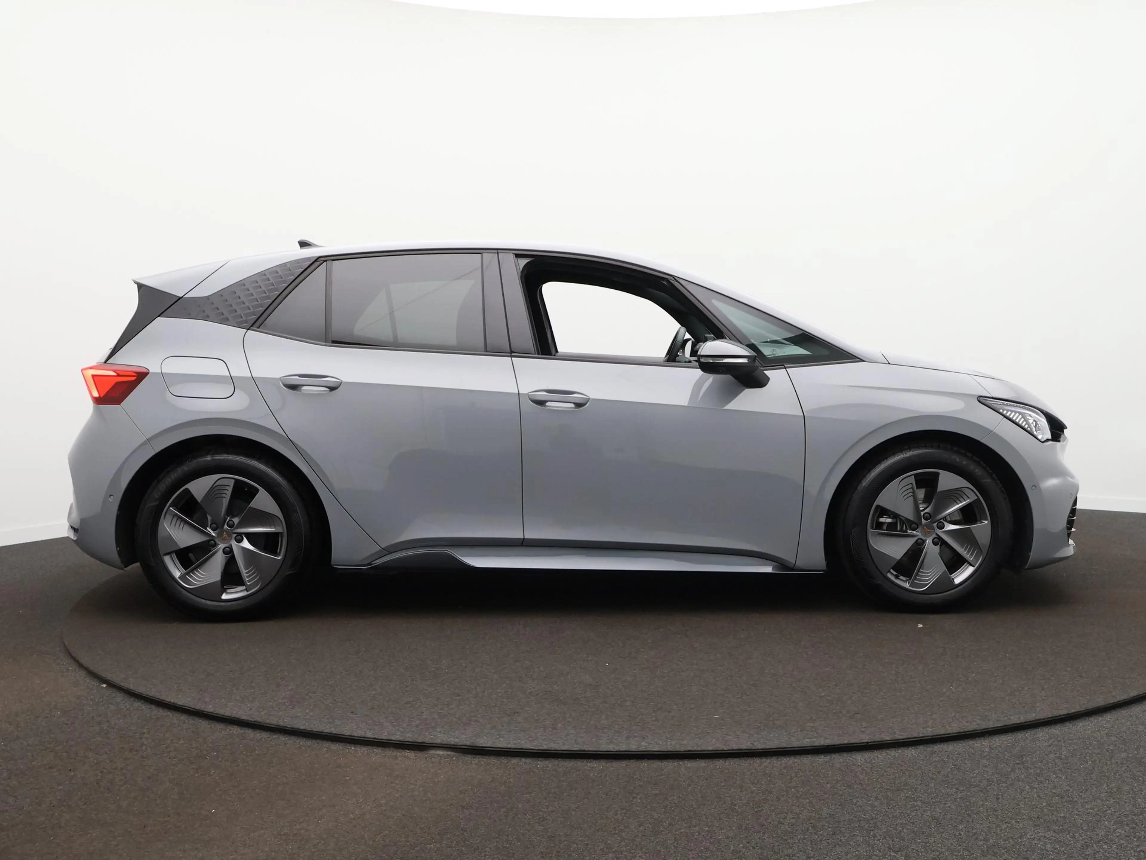 CUPRA Born Impulse 62 kWh Navigatie - Camera - Apple Carplay/ — photo 5