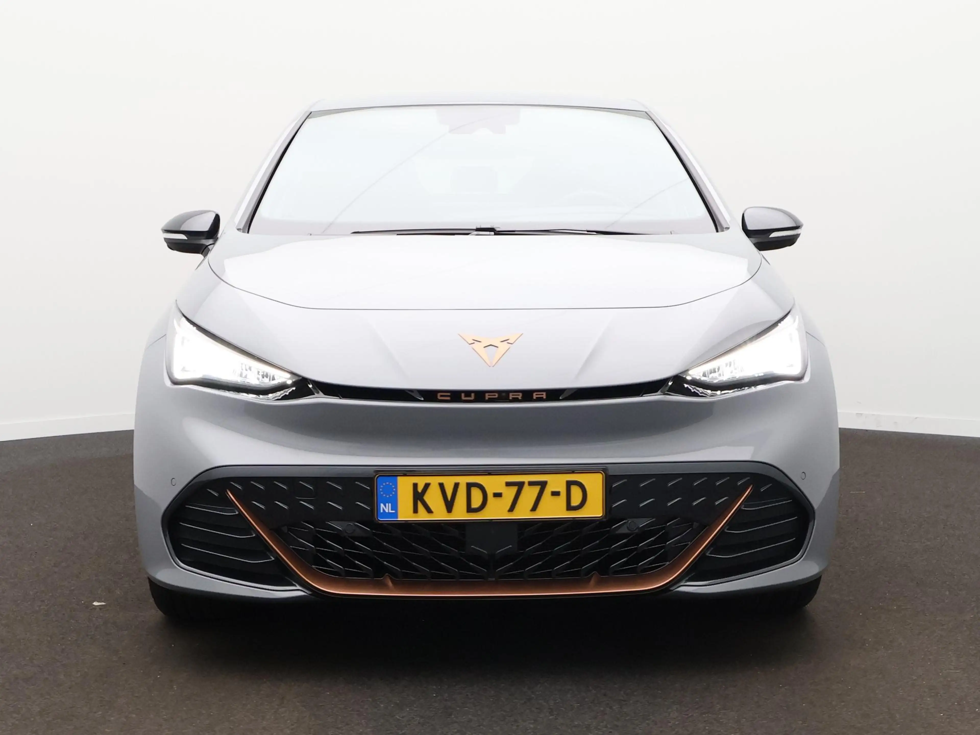 CUPRA Born Impulse 62 kWh Navigatie - Camera - Apple Carplay/ — photo 2