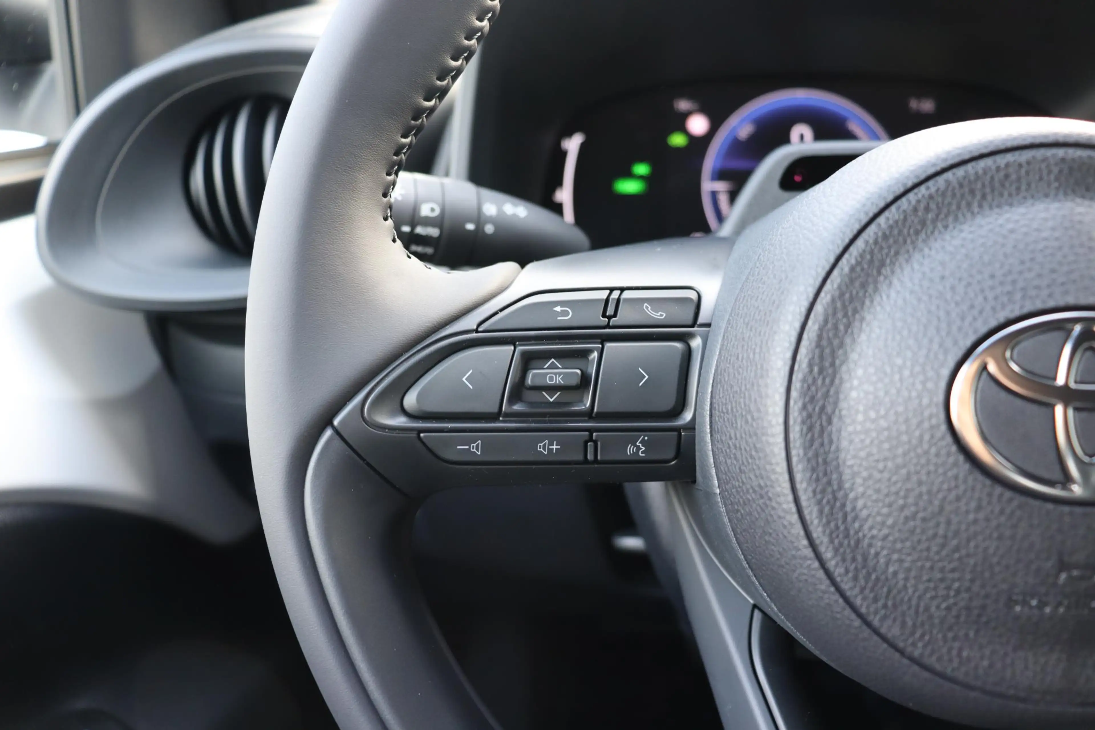 Toyota Aygo X Hybrid 115 play, Nieuw en snel leverbaar Nieuw en — photo 12