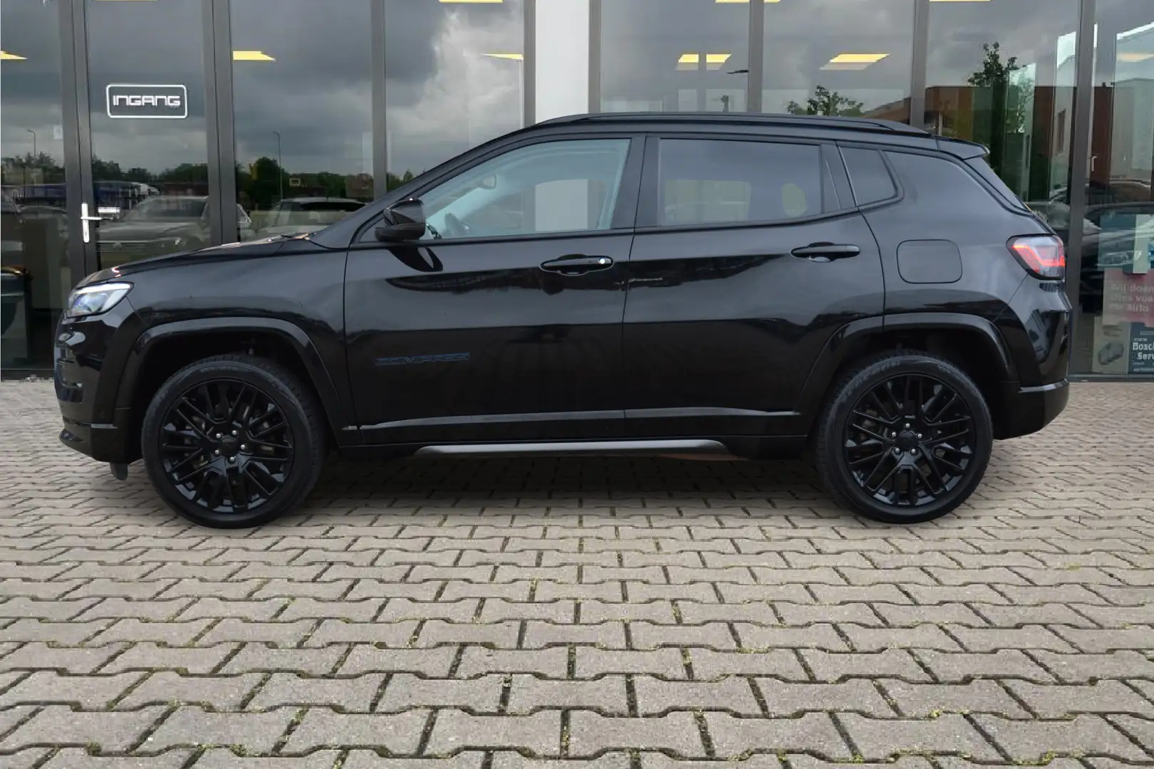 Jeep Compass 4xe 240 Plug-in Hybrid Electric S | ACC | 360 Came Zwart - 2