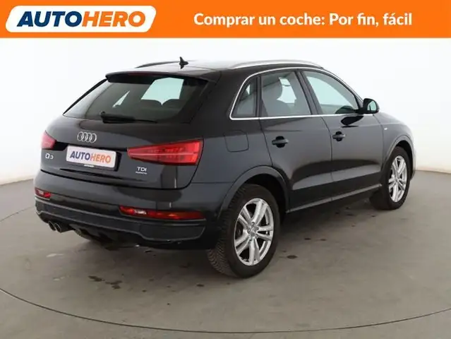 Audi Q3 view 6